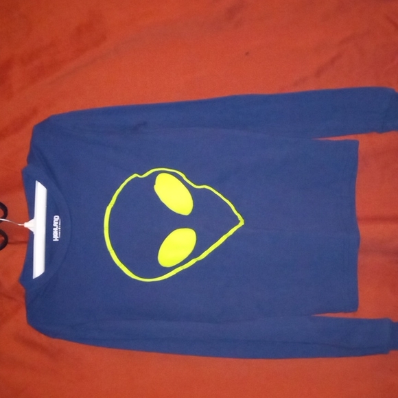 Highland Outfitters Other - 🌻5/$10 Long sleeve tea
